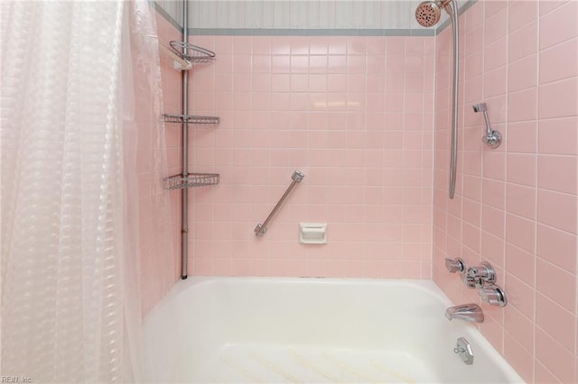 101 Elmhurst Ln, Portsmouth, VA 23701 - full bathroom with shower / bath combo