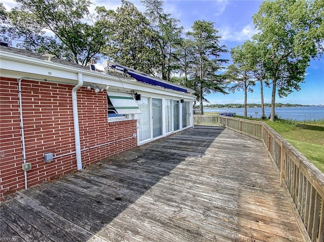 101 Elmhurst Ln, Portsmouth, VA 23701 - wooden terrace with a water view