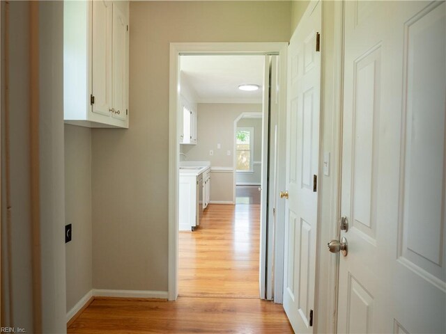 400 Fernwood Farms Rd, Chesapeake, VA 23320 - corridor with light wood-style flooring, baseboards, and crown molding