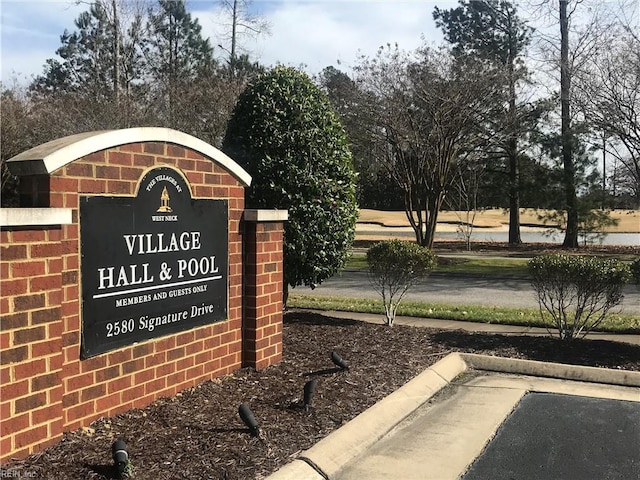 2673 Einstein Dr, Virginia Beach, VA 23456 - view of community sign