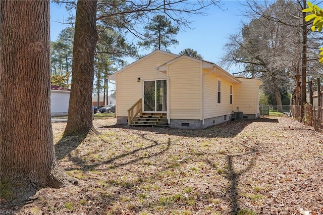 6428 Hudson Ave, Norfolk, VA 23502 - back of house featuring entry steps and crawl space