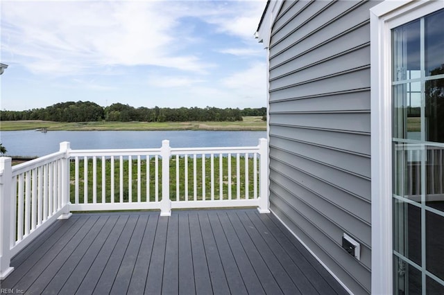 102 Corcoran Ln, Suffolk, VA 23434 - wooden terrace featuring a water view