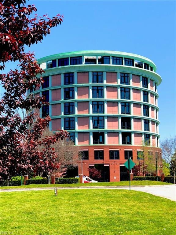 415 Saint Pauls Blvd Unit 609, Norfolk, VA 23510 - view of apartment building / complex