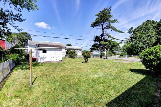 717 S Fallon Ct, Hampton, VA 23661 - view of yard