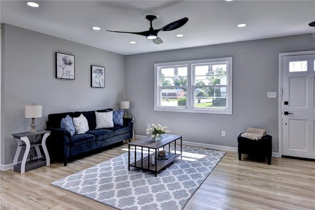 717 S Fallon Ct, Hampton, VA 23661 - living room featuring ceiling fan, baseboards, light wood-style flooring, and recessed lighting