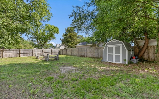 4704 Lonewillow Ln, Virginia Beach, VA 23455 - view of yard