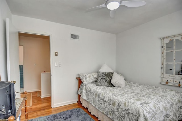 1052 Sunnyside Dr, Virginia Beach, VA 23464 - bedroom with wood finished floors, baseboards, and a ceiling fan