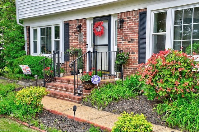1052 Sunnyside Dr, Virginia Beach, VA 23464 - view of exterior entry with brick siding
