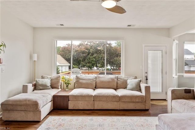 433 Fall Ridge Ln, Chesapeake, VA 23322 - living area with ceiling fan and wood finished floors