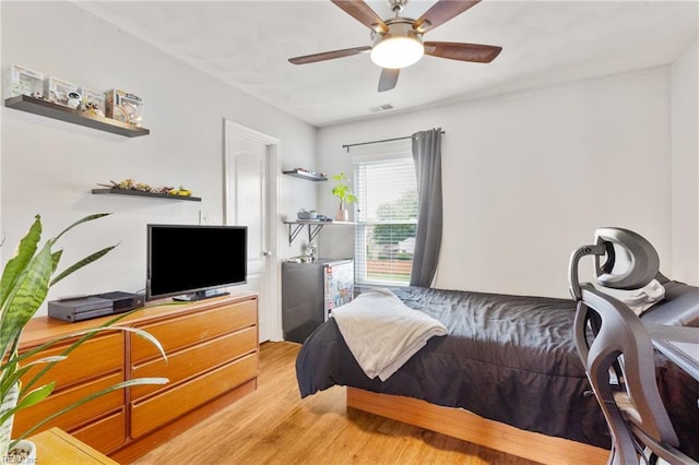 433 Fall Ridge Ln, Chesapeake, VA 23322 - bedroom featuring light wood-style floors and ceiling fan
