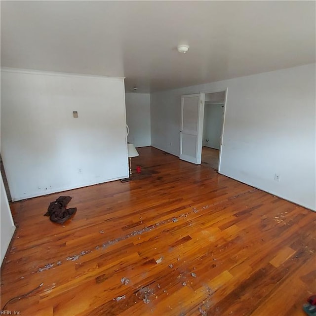 2013 Egger Cir, Hampton, VA 23663 - unfurnished room featuring hardwood / wood-style flooring
