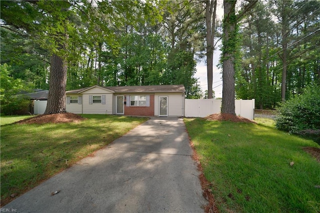 500 Mango Dr, Virginia Beach, VA 23452 - ranch-style home with driveway