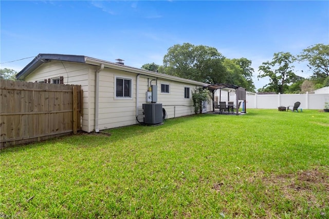 441 Cummings Rd, Virginia Beach, VA 23452 - back of property with central AC