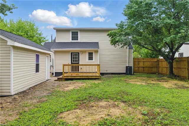8457 Radnor Rd, Norfolk, VA 23503 - back of property featuring a wooden deck