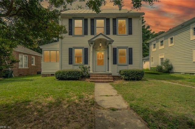 309 Linden Ave, Suffolk, VA 23434 - colonial home with a lawn