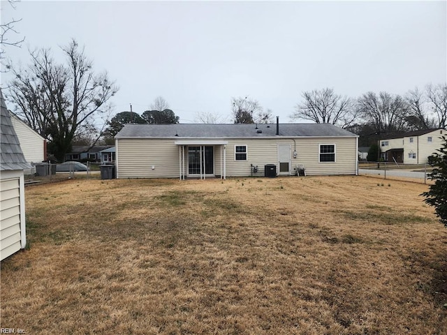 1 Maume Cir, Hampton, VA 23666 - back of property with central air condition unit