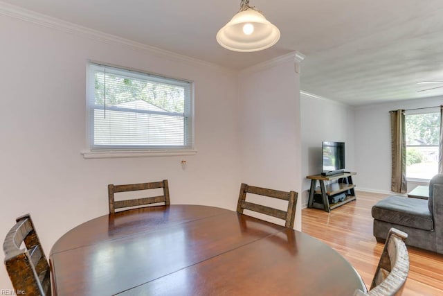 1621 Bill St, Norfolk, VA 23518 - dining space featuring light wood finished floors and ornamental molding
