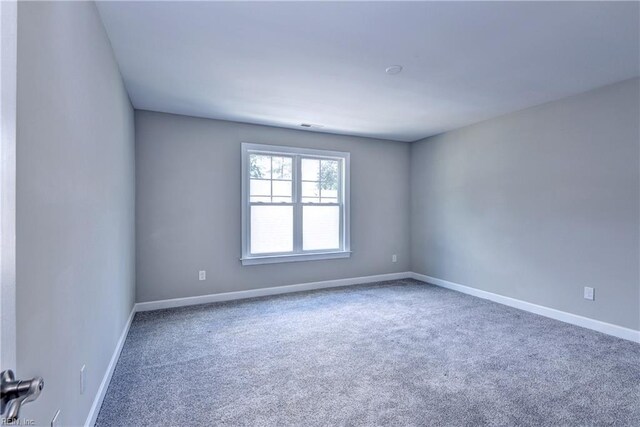 3545 Amberley Way, Williamsburg, VA 23188 - carpeted empty room featuring baseboards