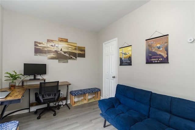 4 Hopkins St, Hampton, VA 23663 - home office with light wood-style floors