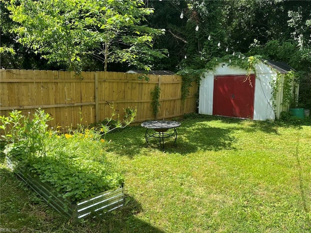 4 Hopkins St, Hampton, VA 23663 - view of yard