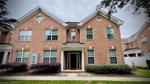 1107 Halton Ln, Chesapeake, VA 23320 - view of front of home with brick siding
