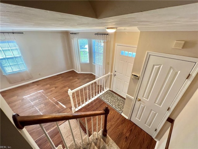 728 S Lake Cir, Chesapeake, VA 23322 - foyer featuring wood finished floors, baseboards, and crown molding