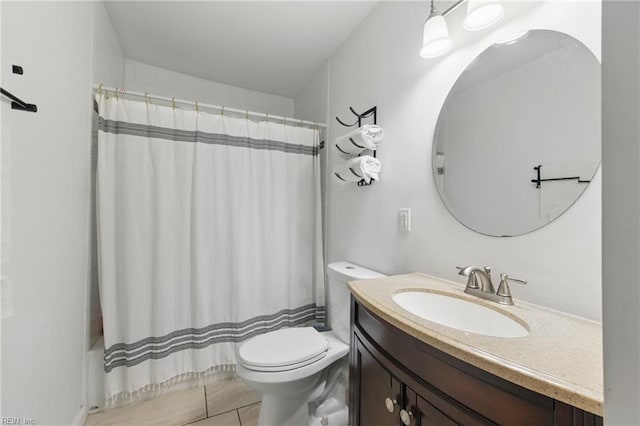 23 Stonewall Ter, Hampton, VA 23666 - full bath featuring toilet, vanity, shower / bath combo with shower curtain, and tile patterned floors