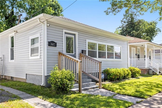 3607 Lafayette Blvd, Norfolk, VA 23513 - view of front of home featuring a front lawn and a porch