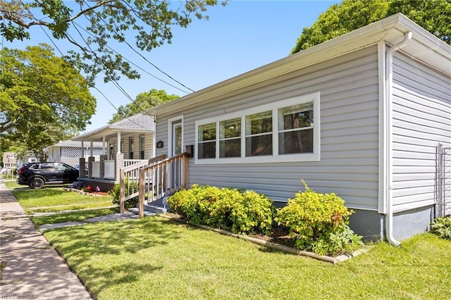 3607 Lafayette Blvd, Norfolk, VA 23513 - view of front facade featuring a front lawn and covered porch
