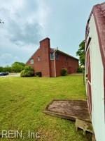 124 Southerland Dr, Hampton, VA 23669 - view of green lawn