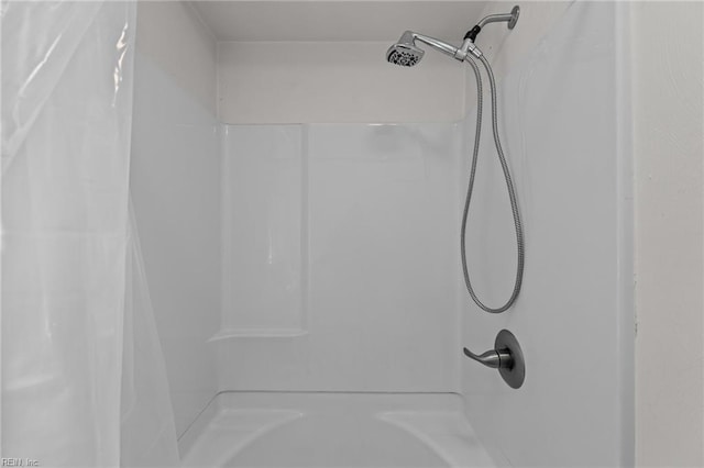 3505 Commonwealth Ave, Portsmouth, VA 23707 - bathroom view