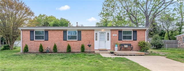 1215 Hale Dr, Hampton, VA 23663 - ranch-style home with brick siding