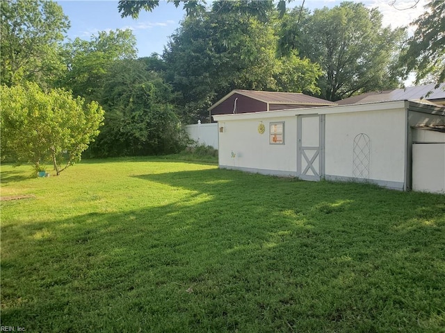1215 Hale Dr, Hampton, VA 23663 - view of yard featuring an outdoor structure