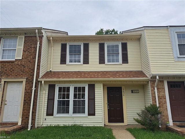 5636 Campus Dr, Virginia Beach, VA 23462 - view of townhome / multi-family property