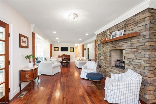 440 Goodspeed Rd, Virginia Beach, VA 23451 - living area featuring wood-type flooring, baseboards, ornamental molding, a stone fireplace, and recessed lighting
