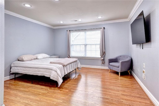 604 Schooner Blvd, Williamsburg, VA 23185 - bedroom with ornamental molding, light wood-type flooring, baseboards, and recessed lighting