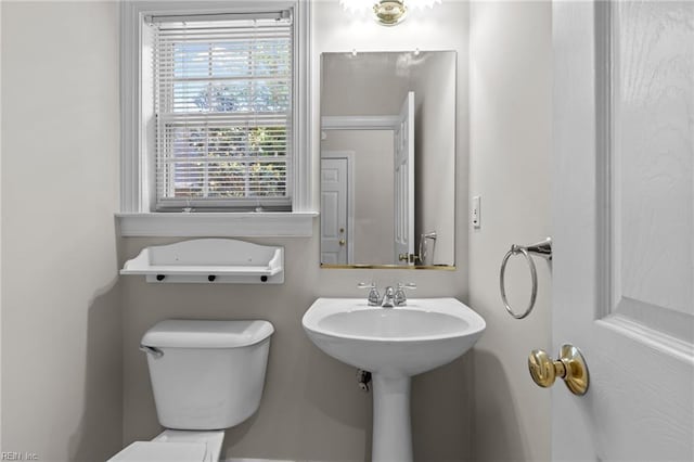 2288 Souverain Ln, Virginia Beach, VA 23454 - half bathroom with toilet