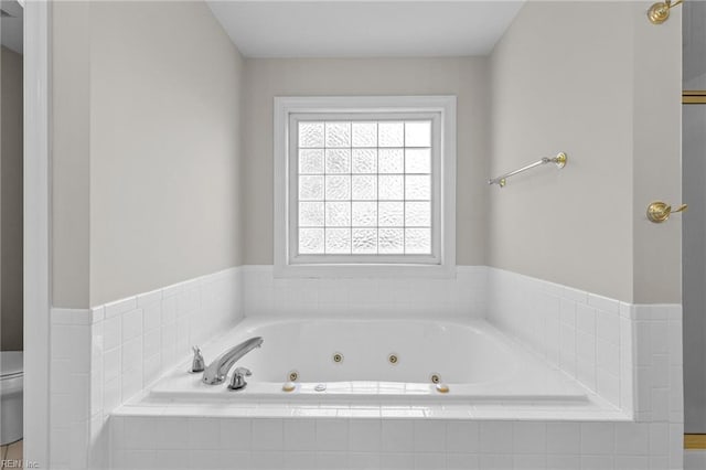 2288 Souverain Ln, Virginia Beach, VA 23454 - full bath featuring toilet and a whirlpool tub