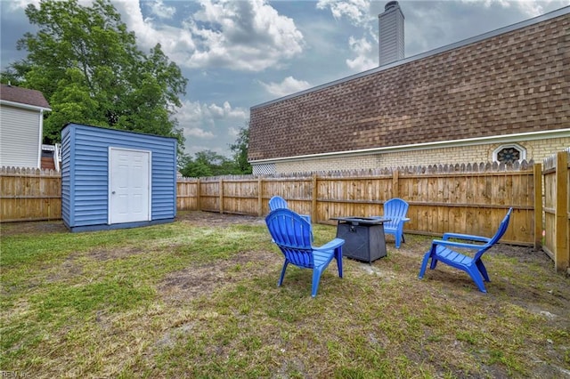 7430 Hughart St, Norfolk, VA 23505 - view of yard featuring a fire pit