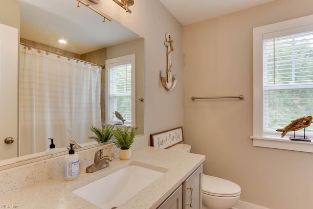 7412 Glenroie Ave, Norfolk, VA 23505 - full bath with toilet, vanity, and a shower with shower curtain