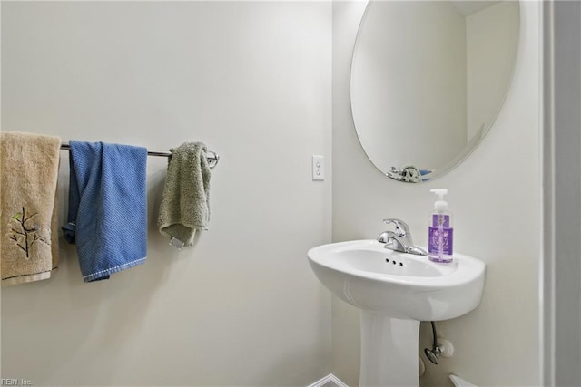 700 Dickens Pl, Chesapeake, VA 23322 - view of bathroom