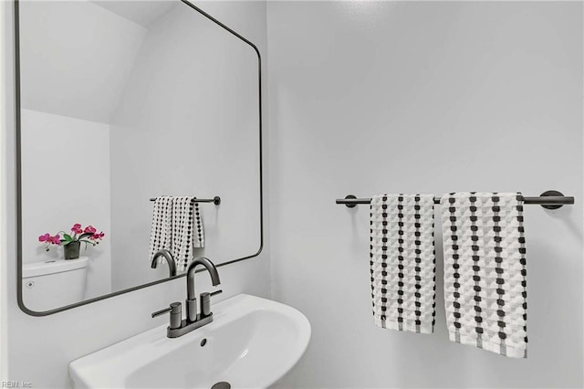 392 Deputy Ln Unit D, Newport News, VA 23608 - bathroom with a sink