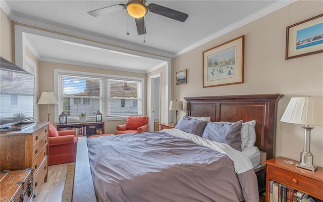 4201 Newport Ave, Norfolk, VA 23508 - bedroom with light wood-style flooring, ornamental molding, and a ceiling fan