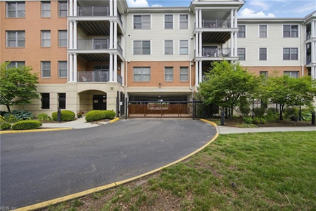 4250 Granby St Unit 109, Norfolk, VA 23504 - view of apartment building / complex