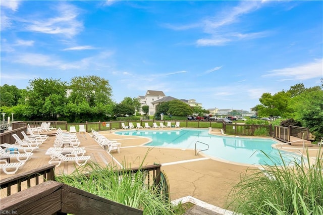 1026 High Dunes Quay Quay Unit 201, Hampton, VA 23664 - community pool with a patio area
