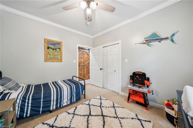 183 Belle Aire Dr, Hardyville, VA 23070 - carpeted bedroom with crown molding, a closet, a ceiling fan, and baseboards