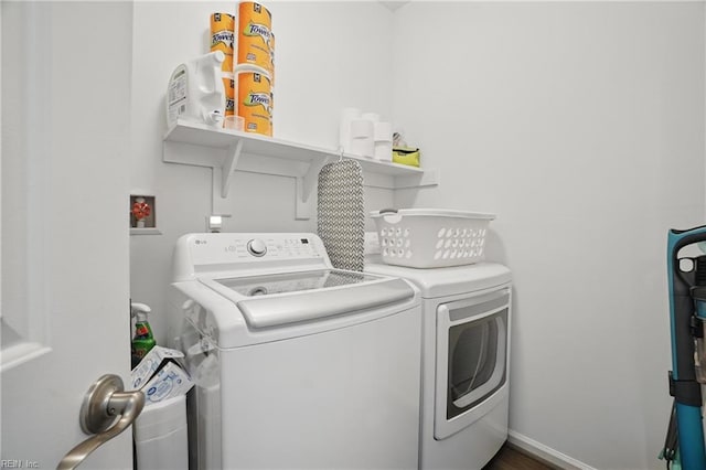 4316 Colindale Rd Unit 106, Chesapeake, VA 23321 - laundry area featuring separate washer and dryer and baseboards