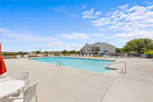 3934 Whispering Oaks Pl, Virginia Beach, VA 23455 - community pool with a patio area