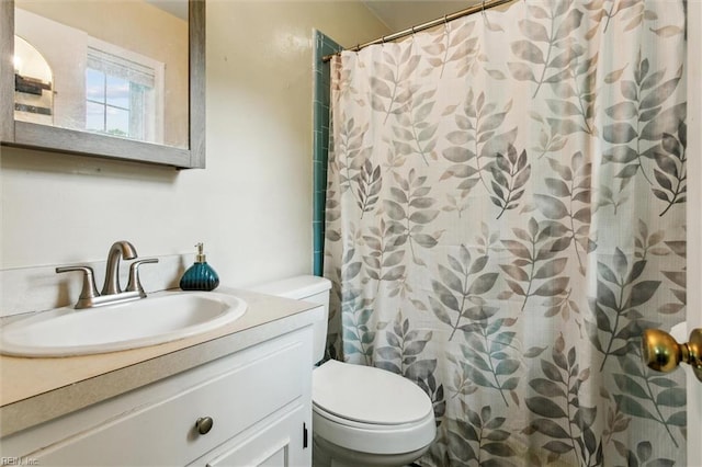 118 Cove Rd, Newport News, VA 23608 - bathroom with vanity, toilet, and curtained shower