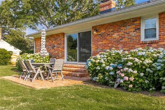 1808 Ashley Dr, Virginia Beach, VA 23454 - view of patio with entry steps